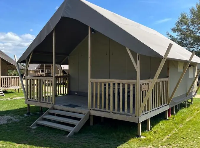 Ucpa Eco Lodge